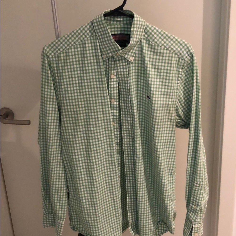 Vineyard Vines Gingham Green. Casual Button Down.